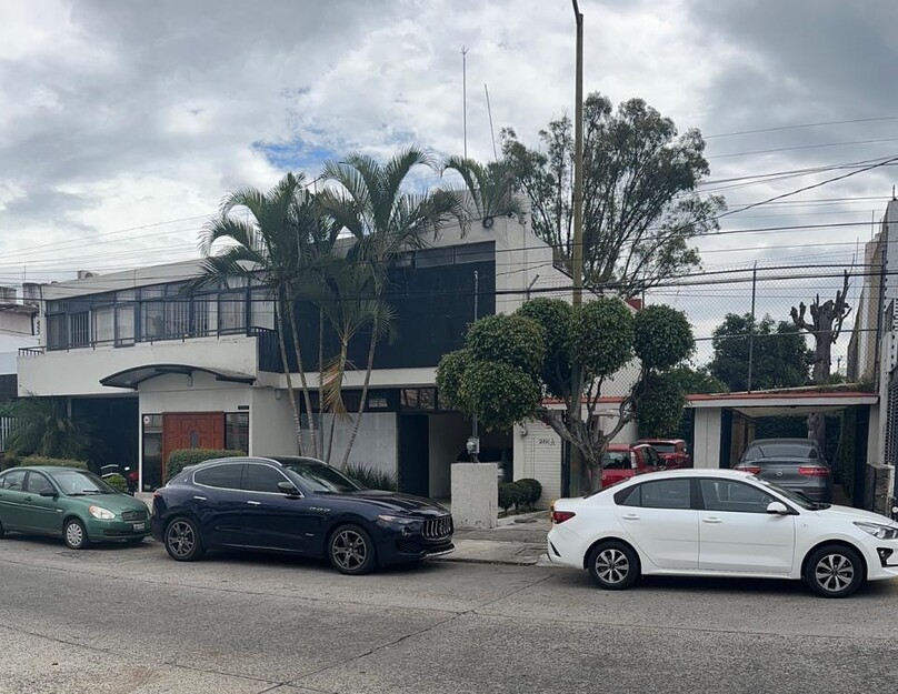 Se vende casa en Jardines del Bosque