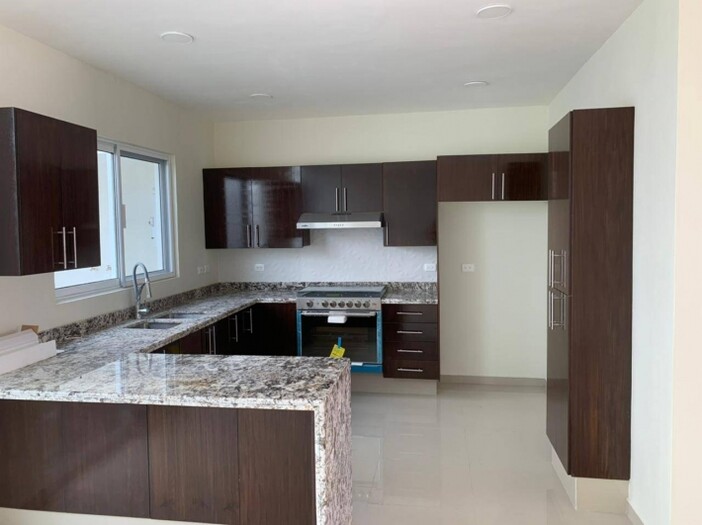 Se vende hermosa casa en El Campestre