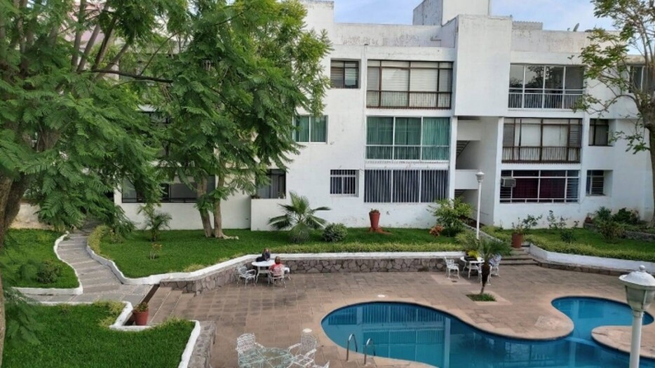 Departamento por Glorieta Chapalita