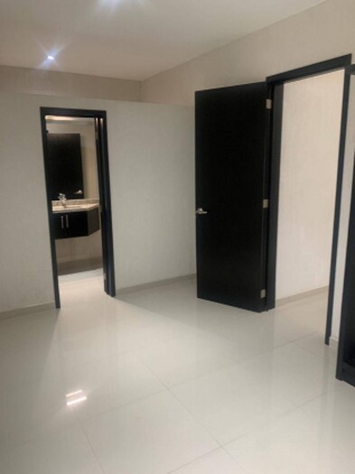 se vende hermosa casa por San Isidro