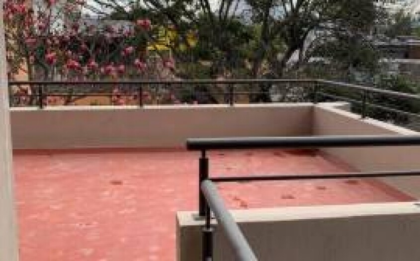 Se renta o vende departamento en el country