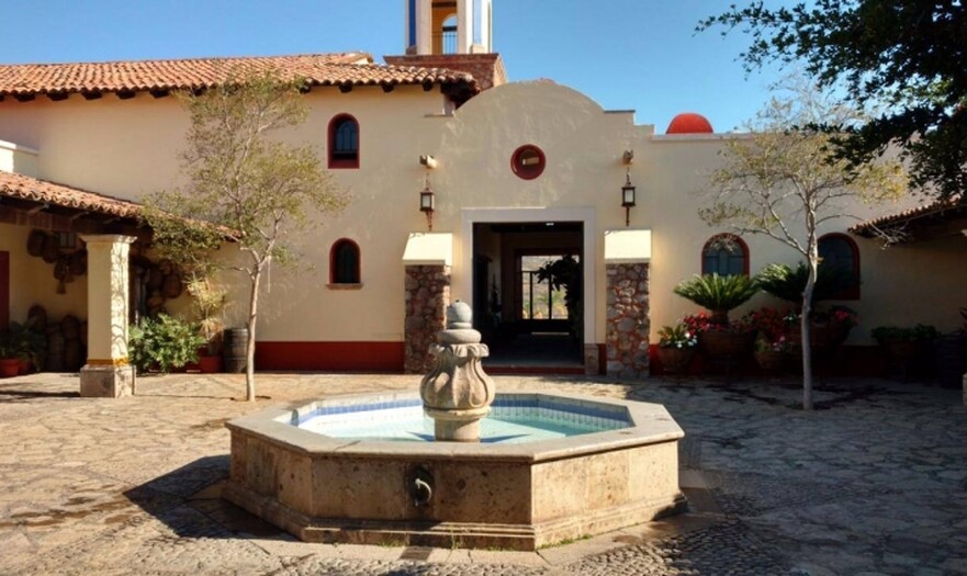 Santa Sofia Haciendas Country Club.