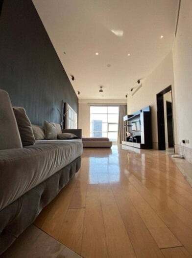 Se vende o se Renta departamento en torre titanium