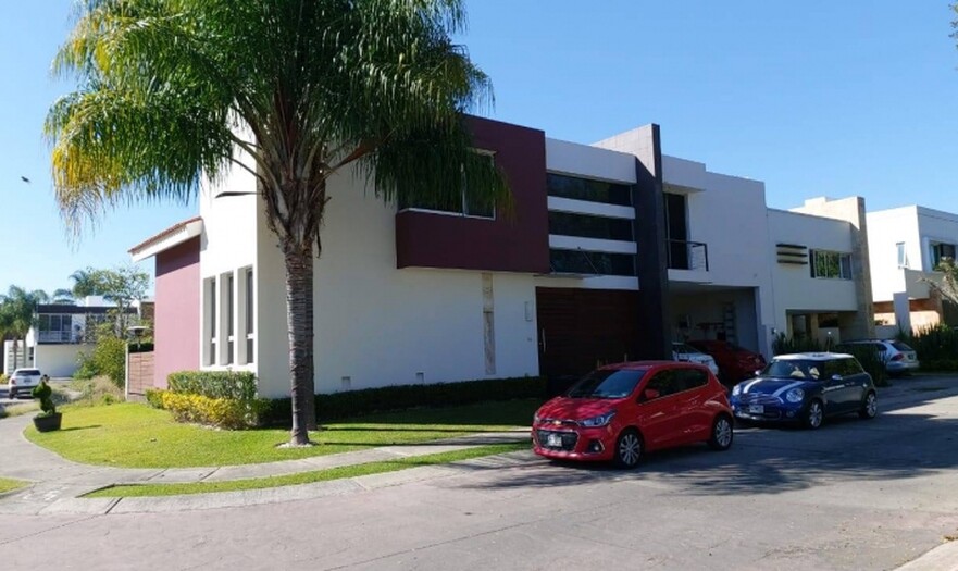 se vende casa en Los Olivos