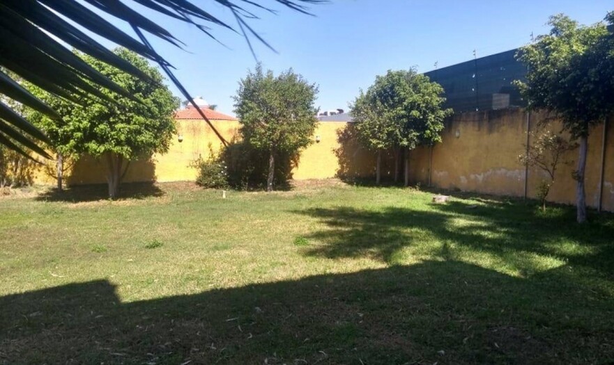 Se vende terreno en Puerta de Hierro