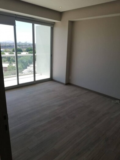 Se renta departamento en cima 400