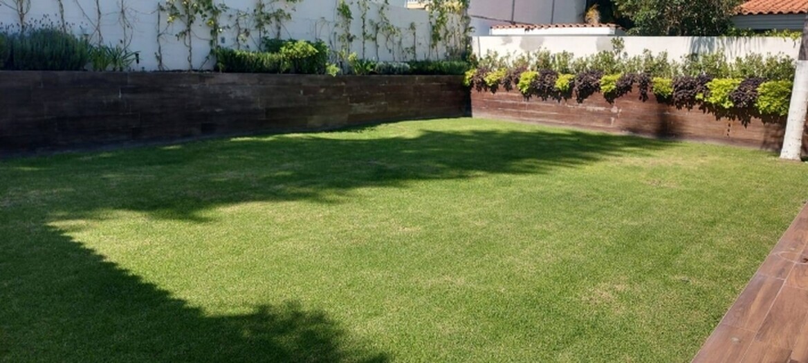 Se vende Casa Moderna en Santa Anita Club de Golf