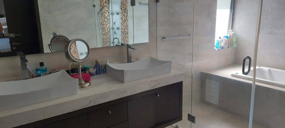 Se vende Casa Moderna en Santa Anita Club de Golf