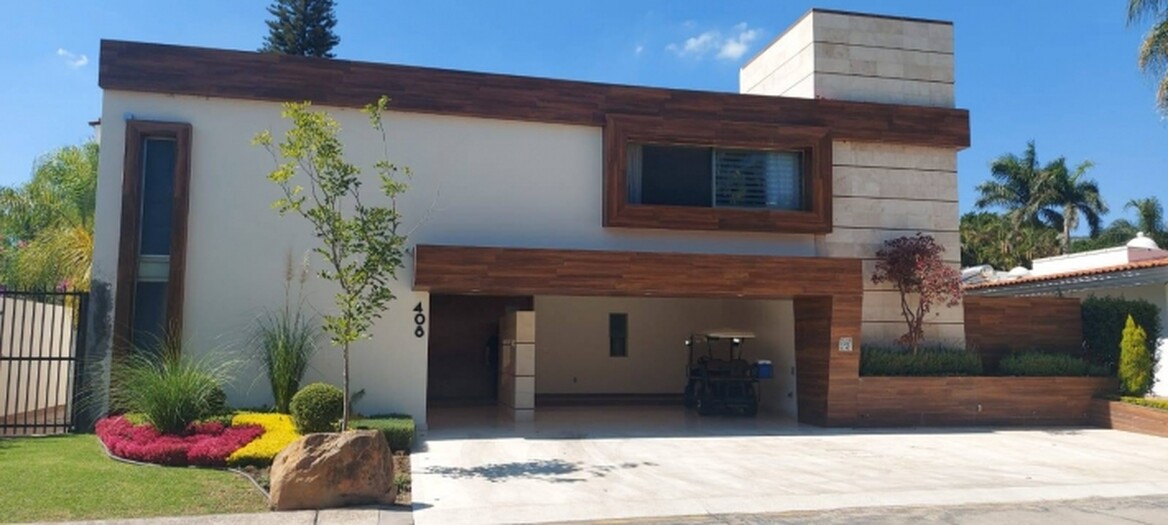 Se vende Casa Moderna en Santa Anita Club de Golf
