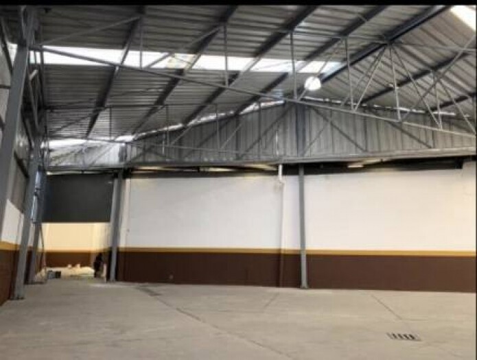 se renta bodega