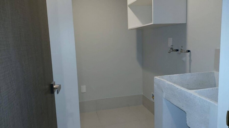 Se renta departamento lomas altas