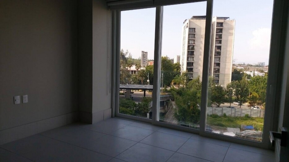 Se renta departamento lomas altas
