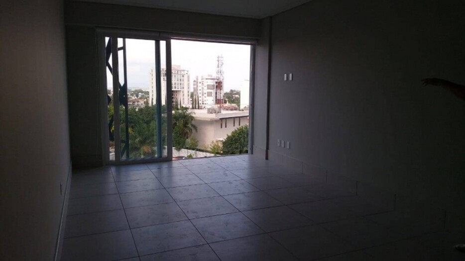 Se renta departamento lomas altas