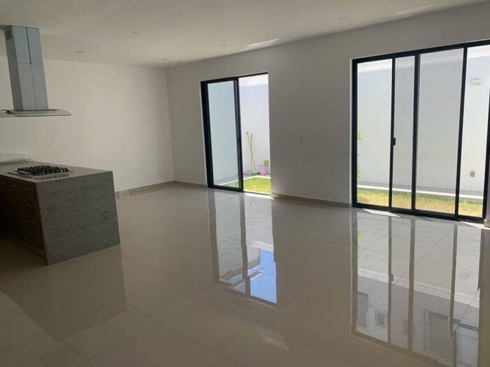 Casa nueva en Solares Coto Soare