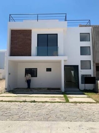 Casa nueva en Solares Coto Soare