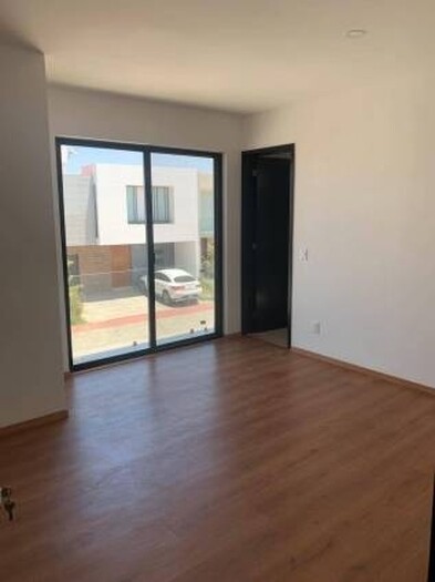 Casa nueva en Solares Coto Soare