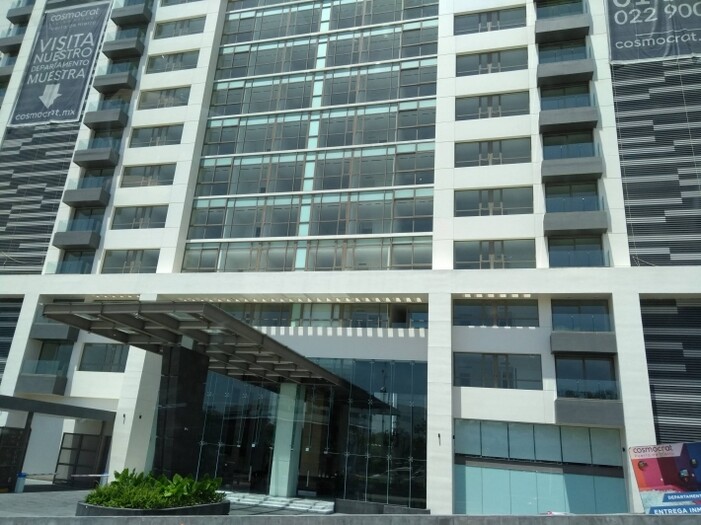 Cosmocrat, Puerta de Hierro, Zapopan