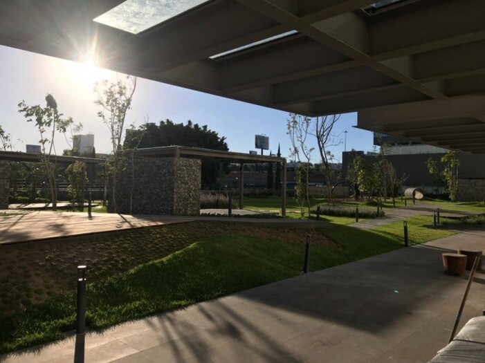Cosmocrat, Puerta de Hierro, Zapopan