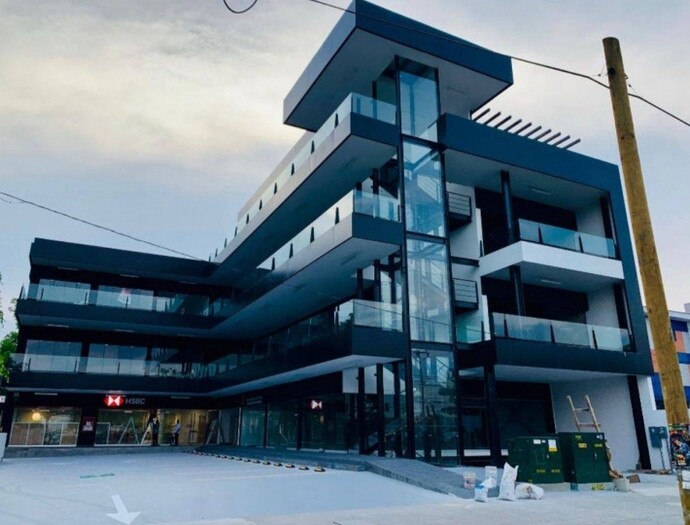 Se vende PH Local Comercial u Oficina
