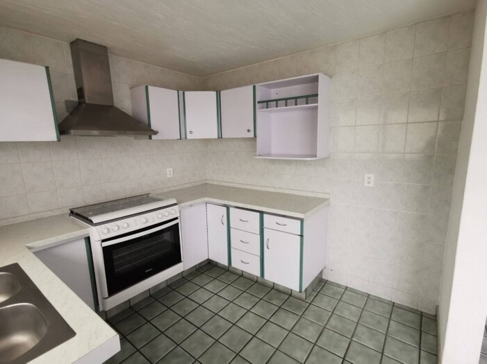 Se vende casa ubicada en Valdepeñas, Zapopan
