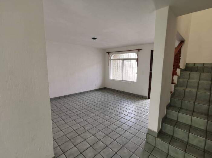 Se vende casa ubicada en Valdepeñas, Zapopan