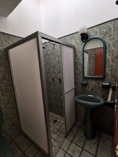 Se vende casa ubicada en Valdepeñas, Zapopan
