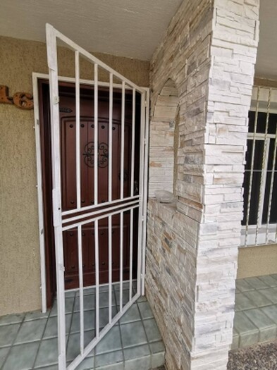 Se vende casa ubicada en Valdepeñas, Zapopan