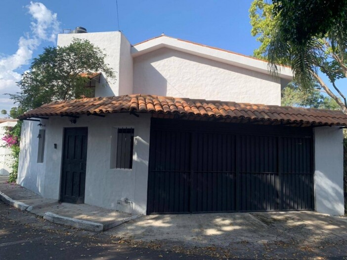 Se renta casa en Villa Universitaria