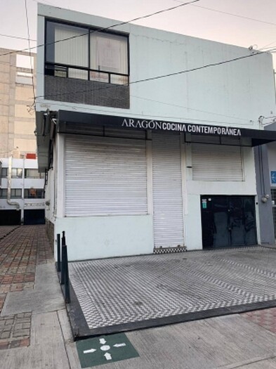 Se renta local comercial