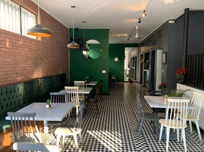 Se renta local comercial