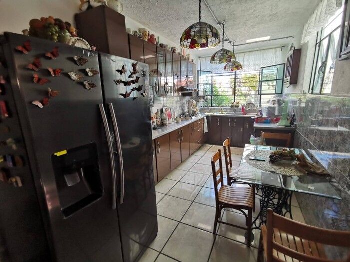 Se vende casa en Santa Teresita
