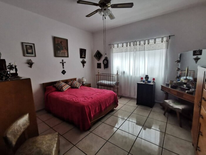 Se vende casa en Santa Teresita