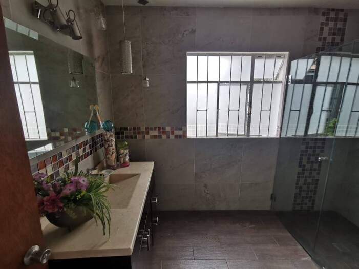 Se vende casa en Santa Teresita