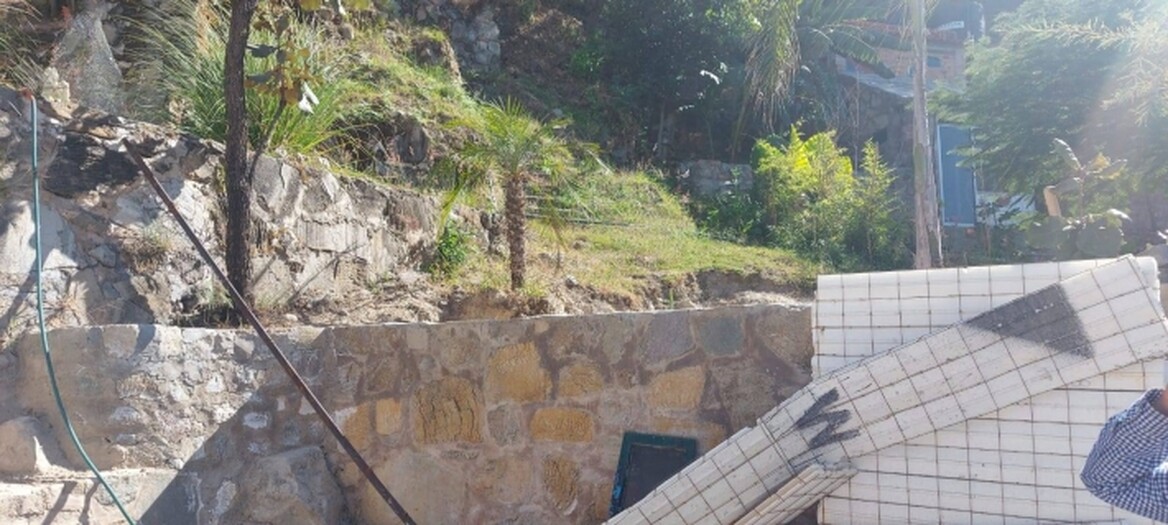 Se vende casa en pinar de la venta como proyecto