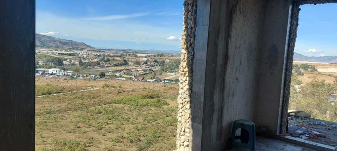 Se vende casa en pinar de la venta como proyecto