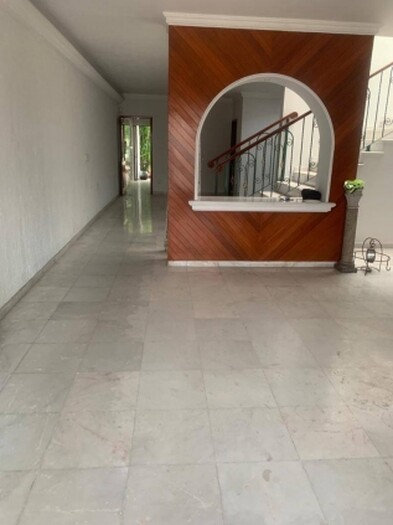 Se renta casa en Jardines del Bosque
