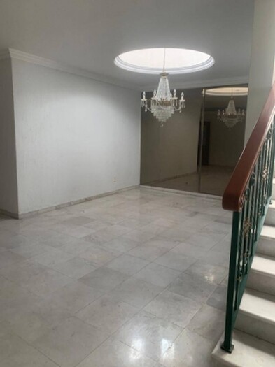 Se renta casa en Jardines del Bosque