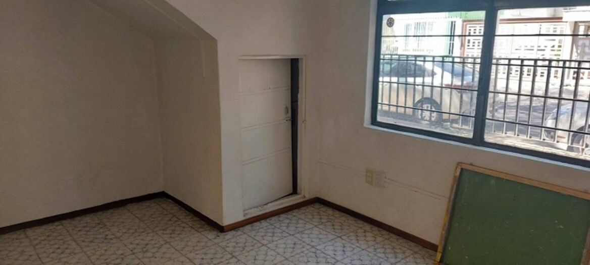 casa en renta en Col. Santa Monica.