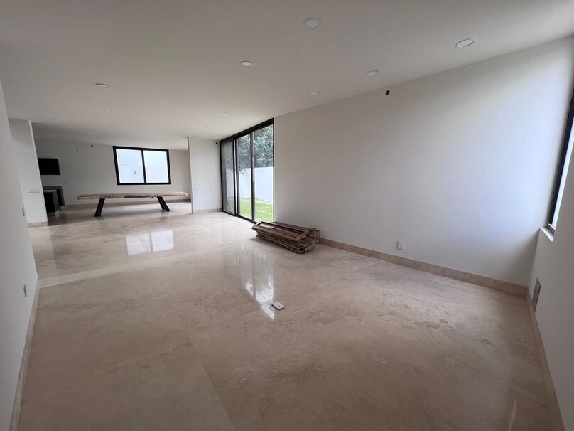 Hermosa casa en venta en Reserva Real