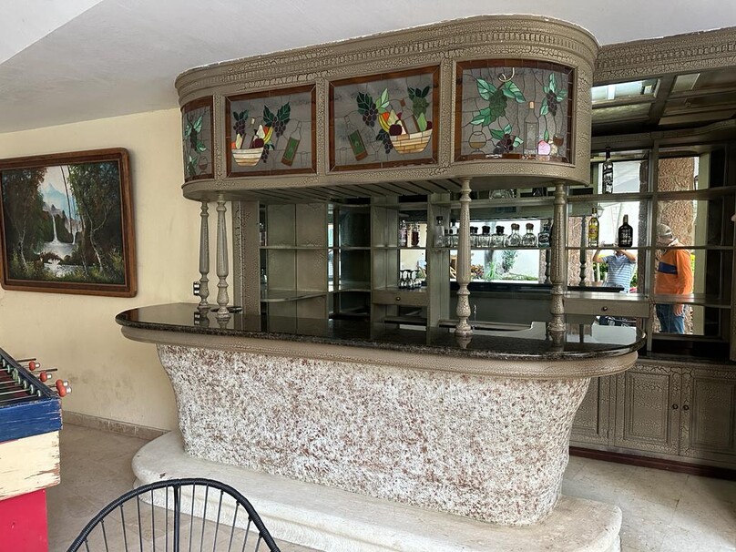 Se vende hermosa casa por carretera Tesistan y Base Aerea
