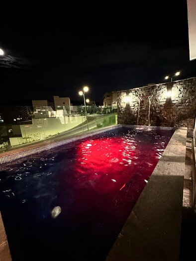Se vende hermosa casa en Colinas de San Isidro