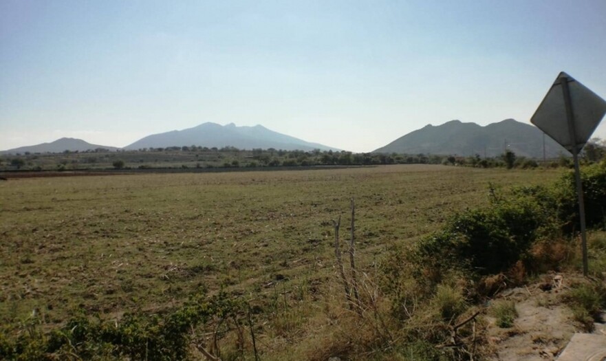 terreno en el arenal