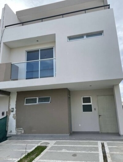 Se vende casa en bosques vallarta