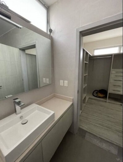 Se vende casa en bosques vallarta