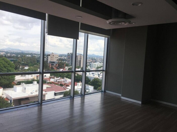 Oficina en Renta Country Club