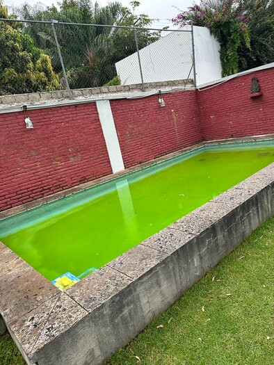 Se vende casa en Jardines del Bosque