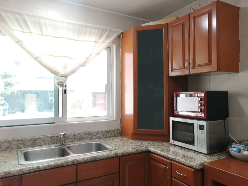 CASA EN VENTA FRENTE A PARQUE METROPOLITANO