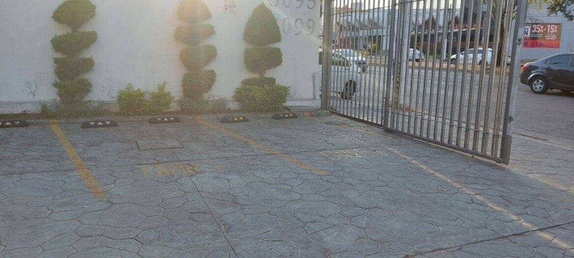 Local Mariano Otero
