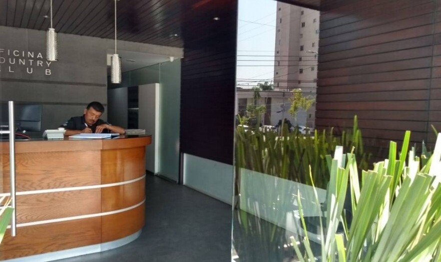 Oficina en Renta Country Club