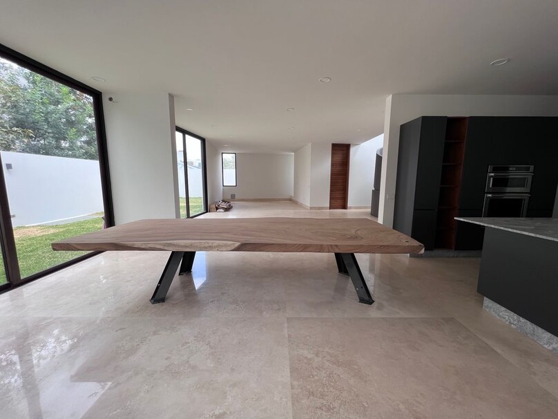 Hermosa casa en venta en Reserva Real